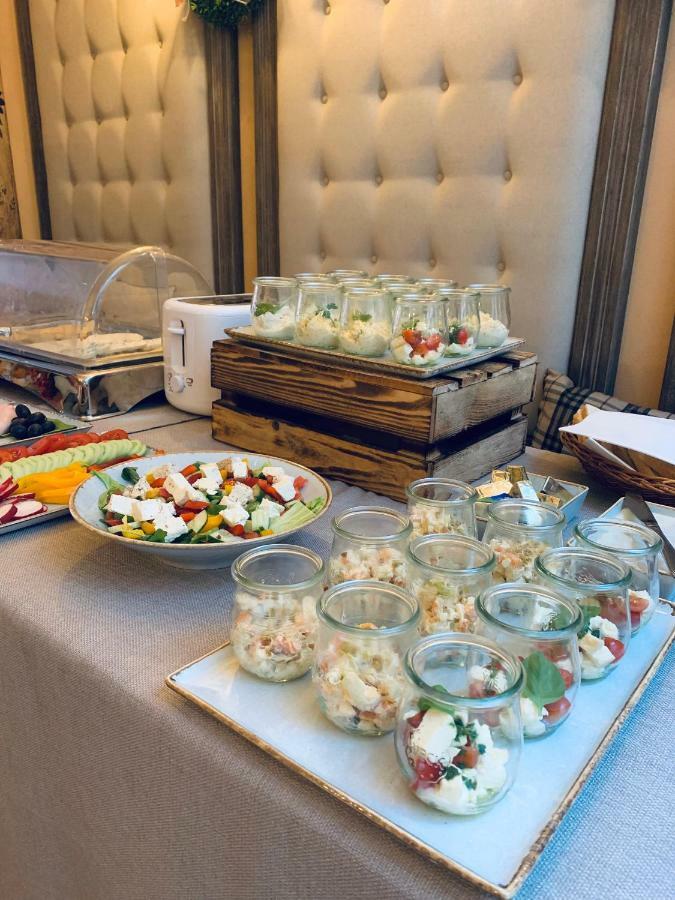 Hotel Kolegiacki Poznan Ngoại thất bức ảnh